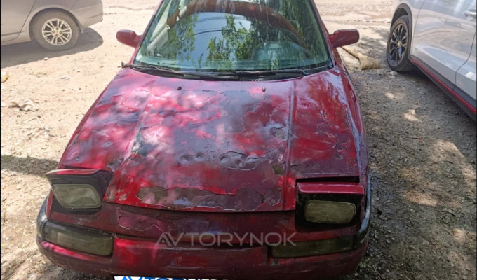 Mazda 323 1993 года
