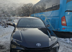 Toyota Camry 2024 года