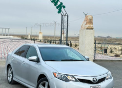 Toyota Camry 2014 года