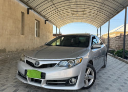 Toyota Camry 2014 года