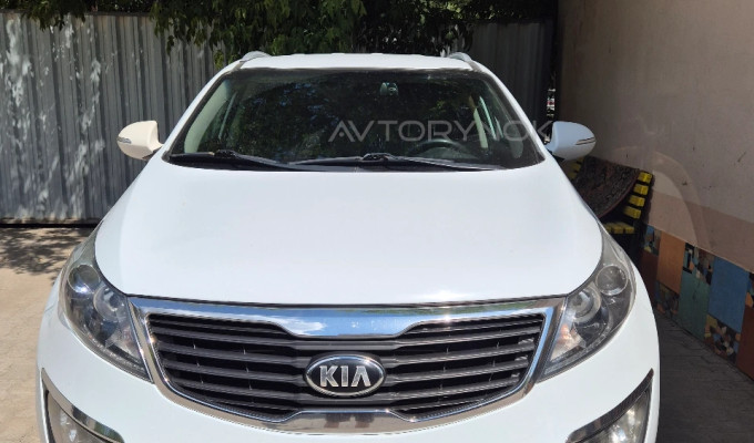 Kia Sportage 2012 года