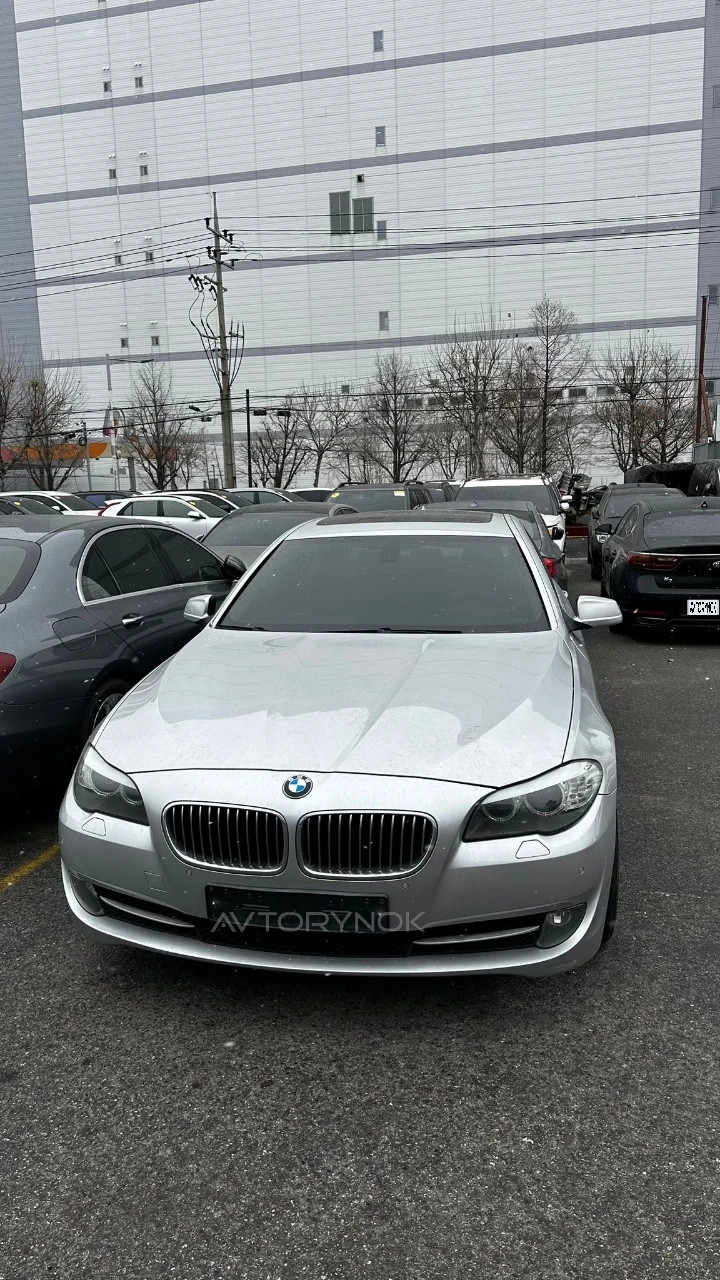 BMW 5 Series, 2010