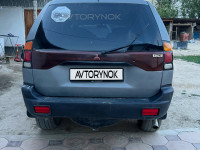 Mitsubishi Montero Sport 2000 года