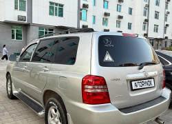 Toyota Highlander 2002 года