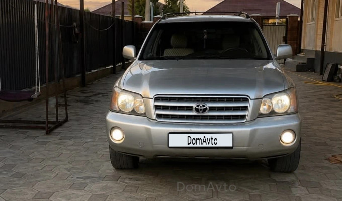 Toyota Highlander 2002 года