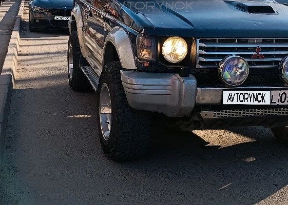 Mitsubishi Pajero 1995 года