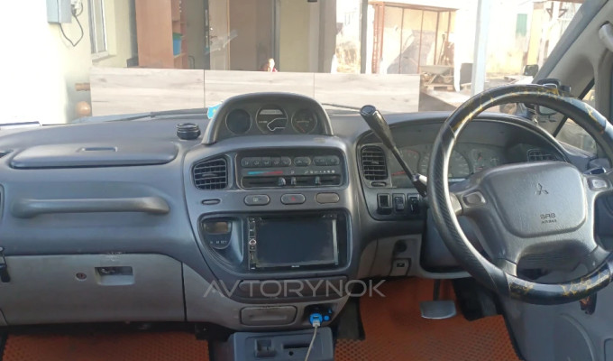 Mitsubishi Delica 1997 года