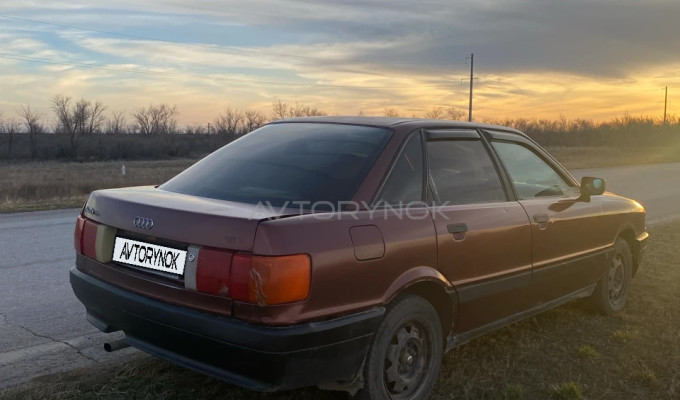 Audi 80 1990 года