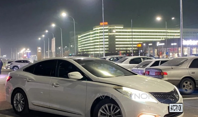 Hyundai Grandeur 2011 года