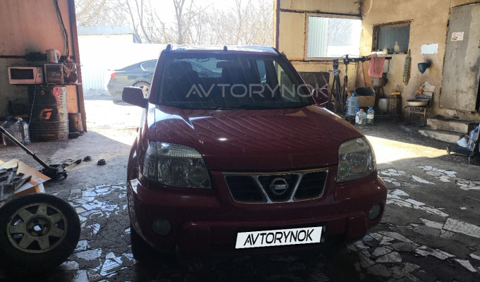 Nissan X-Trail 2002 года