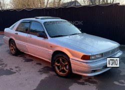 Mitsubishi Galant 1990 года
