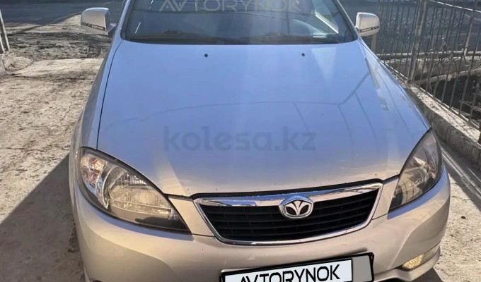 Daewoo Gentra 2014 года