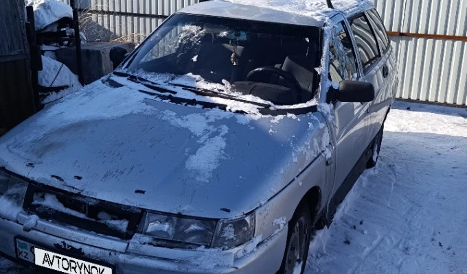 ВАЗ (Lada) 2111 2002 года