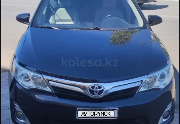 Toyota Camry 2013 года