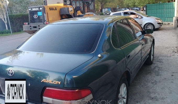 Toyota Avalon 1995 года
