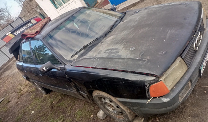 Audi 80 1990 года
