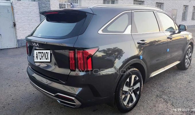 Kia Sorento 2023 года