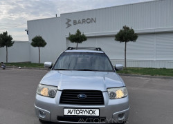 Subaru Forester 2005 года