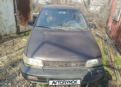 Mitsubishi Space Wagon 1994 года