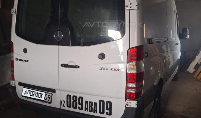 Mercedes-Benz Sprinter 2008 года