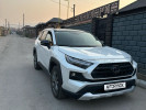 Toyota RAV4 2024 года