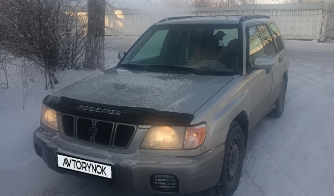 Subaru Forester 2001 года