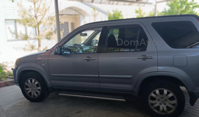 Honda CR-V 2006 года