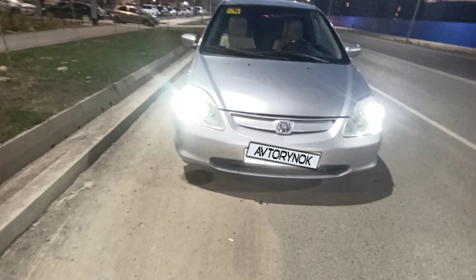 Honda Civic 2002 года