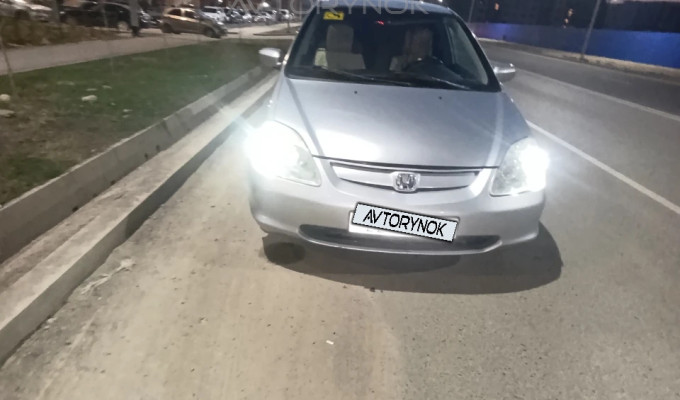 Honda Civic 2002 года