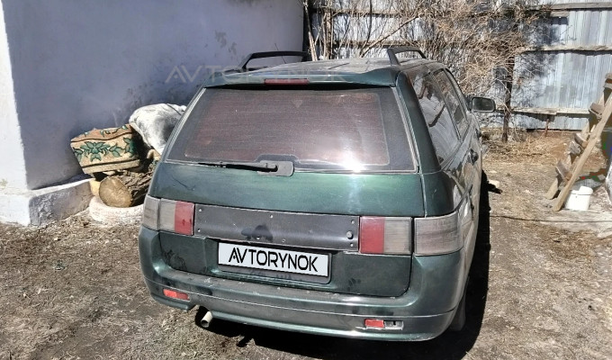 ВАЗ (Lada) 2111 2002 года
