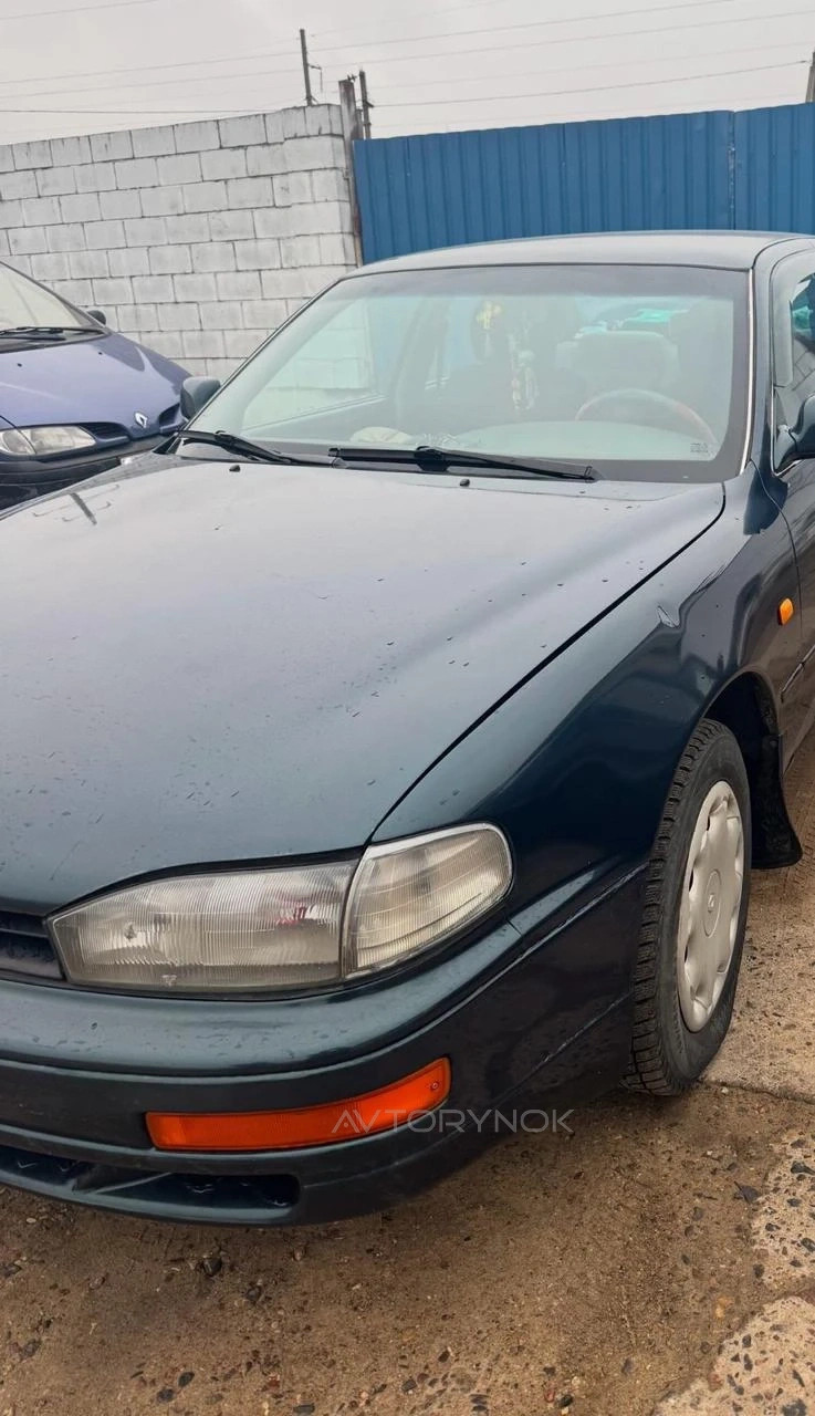 Toyota Camry, 1992