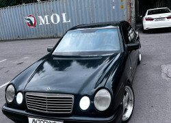 Mercedes-Benz E-Класс 1996 года