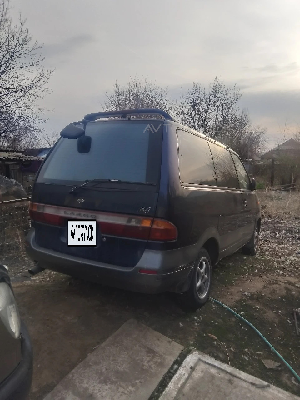 Nissan Largo, 1997