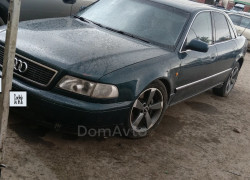 Audi A8 1995 года