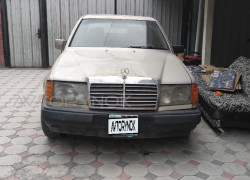 Mercedes-Benz E-Класс 1991 года