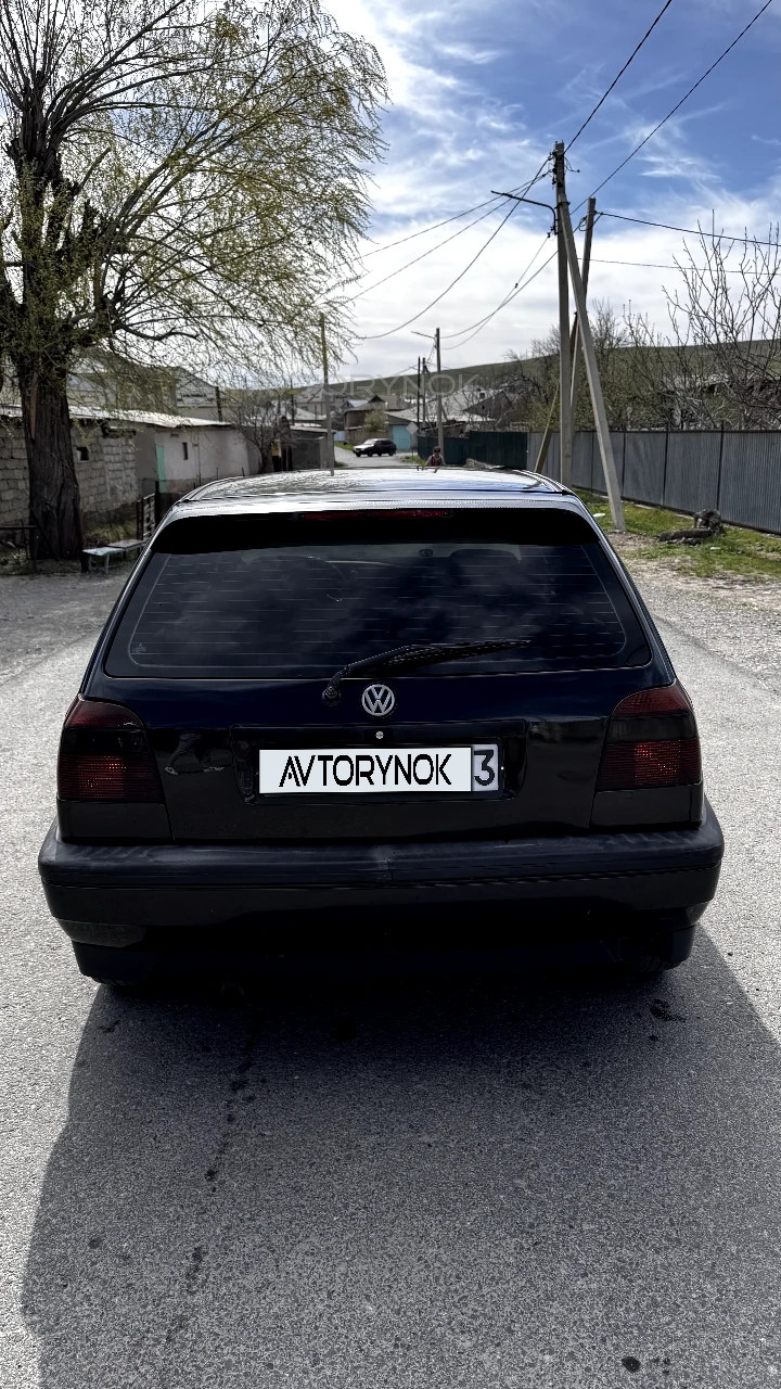 Volkswagen Golf, 1994