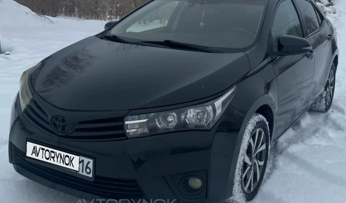 Toyota Corolla 2013 года