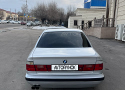 BMW 5 серия 1993 года