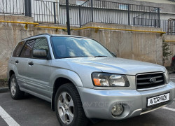 Subaru Forester 2004 года