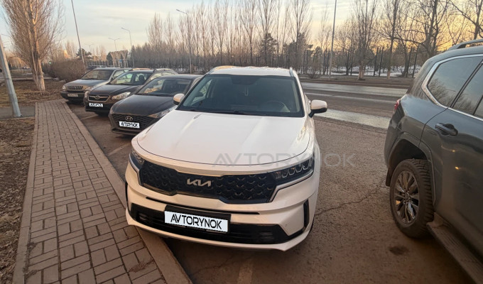 Kia Sorento 2021 года