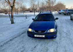 Toyota Avensis 2002 года