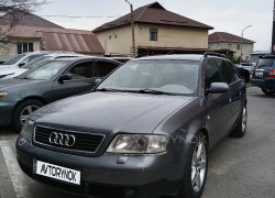 Audi A6 2000 года