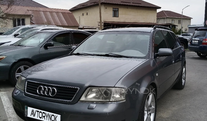 Audi A6 2000 года