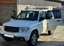 Mitsubishi Pajero 2001 года