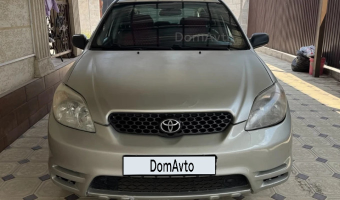 Toyota Matrix 2002 года