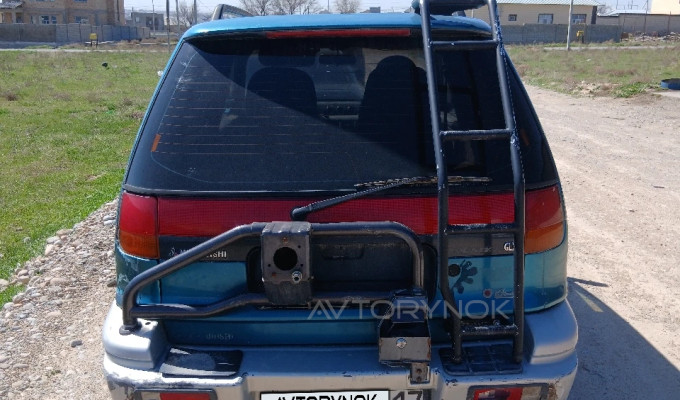 Mitsubishi RVR 1997 года