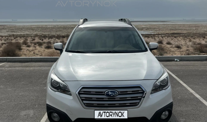 Subaru Outback 2015 года