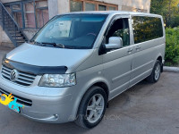 Volkswagen Multivan 2006 года