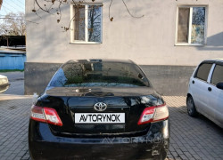 Toyota Camry 2010 года