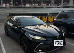 Toyota Camry 2021 года